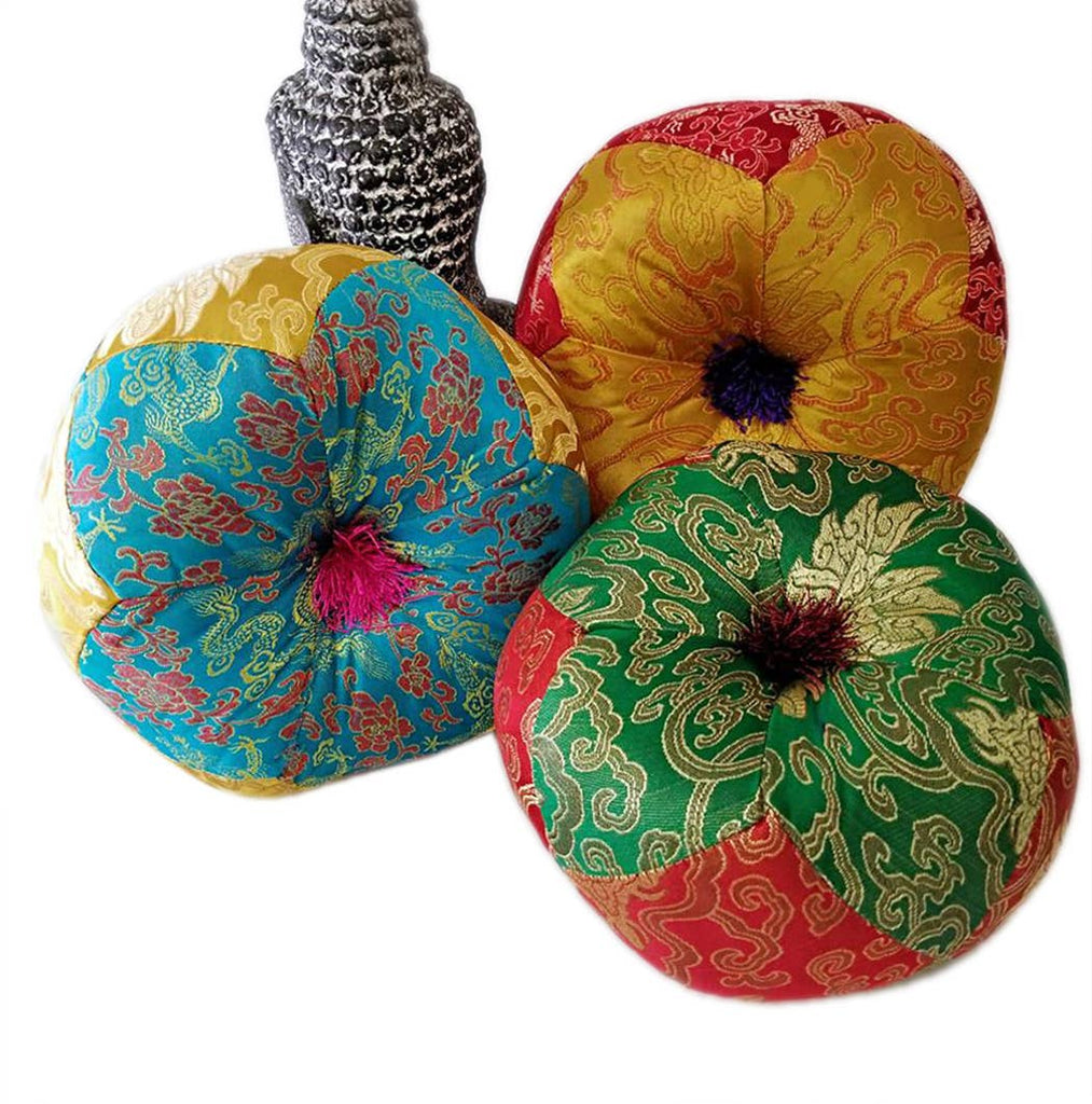 Singing Bowls Cushion: Assorted Colors / Kimono silk