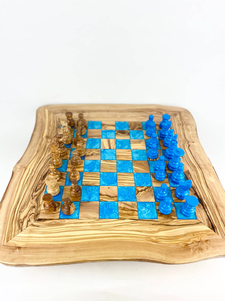 Olive Wood Resin Chess Board: Green / 17-18